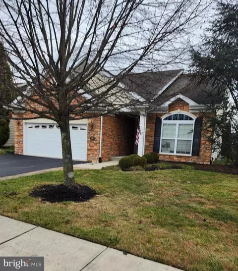 10 Tavistock Dr, Berlin, NJ 08009