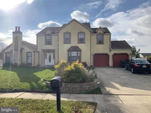 18 Hardwicke Dr, Voorhees, NJ 08043