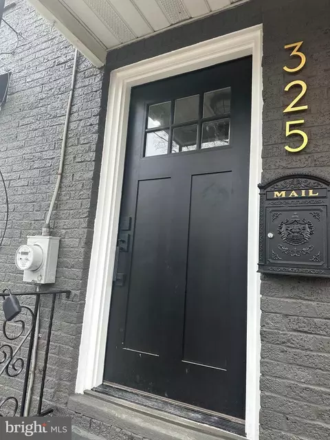 325 Comly Ave, Oaklyn, NJ 08107