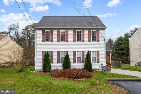 793 Jarvis Rd, Sicklerville, NJ 08081