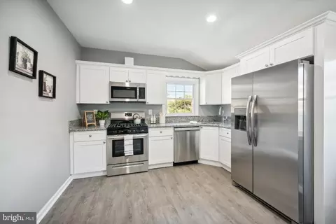 76 E Oak Ave, Lawnside, NJ 08045 photo 10