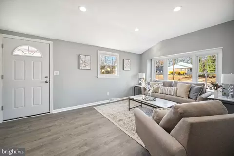 76 E Oak Ave, Lawnside, NJ 08045 photo 4