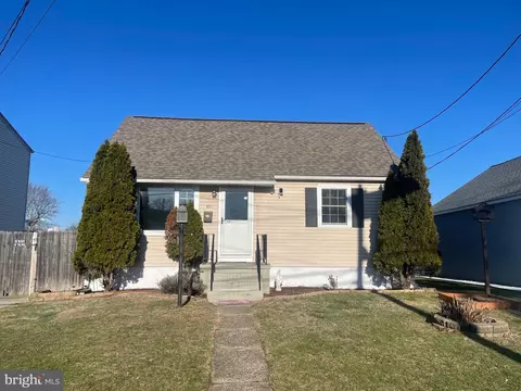 931 Center Ave, Bellmawr, NJ 08031