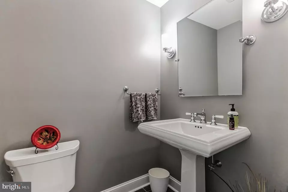  3 Glenperth Ln, Cherry Hill, NJ 08003 photo 5