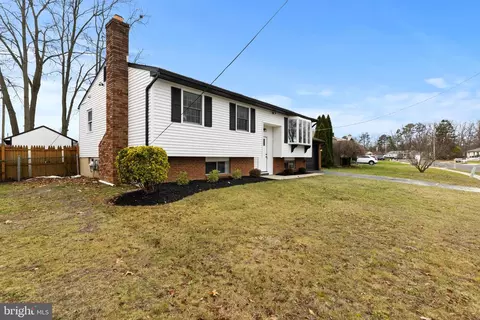 83 Estates Rd, Pine Hill, NJ 08021 photo 3