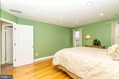103 Sequoia Dr, Berlin, NJ 08009 photo 20