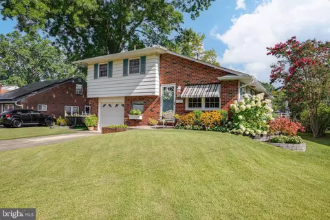 955 Chesterfield Rd, Haddonfield, NJ 08033