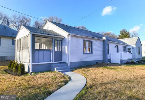 1101 W Kings Hwy, Mount Ephraim, NJ 08059