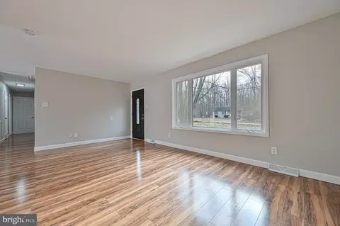 512-514 Washington Ave, Chesilhurst, NJ 08089