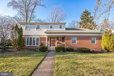 419 Barby Ln, Cherry Hill, NJ 08003