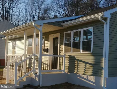 104 Magnolia Ave, Somerdale, NJ 08083