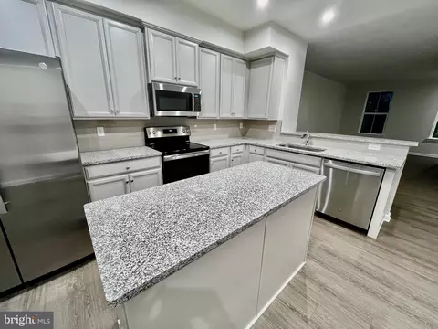 41 Sidney Ln, Stratford, NJ 08084 photo 4