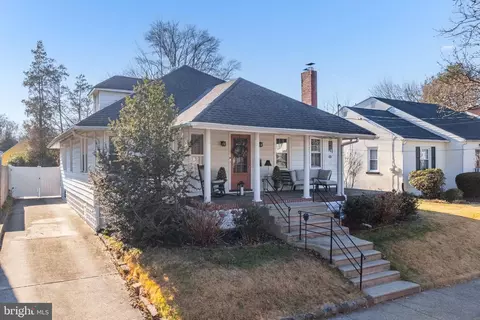114 Avondale Ave, Haddonfield, NJ 08033