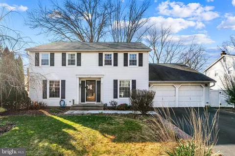 12 Roberts Dr, Somerdale, NJ 08083