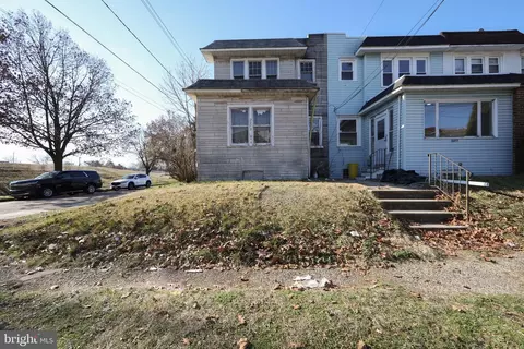 2279 Hollinshed Ave, Pennsauken, NJ 08110