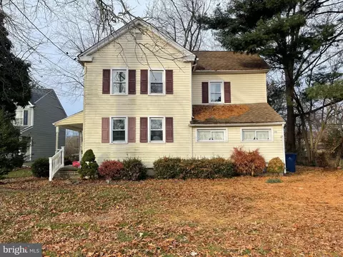 122 S Burnt Mill Rd, Voorhees, NJ 08043