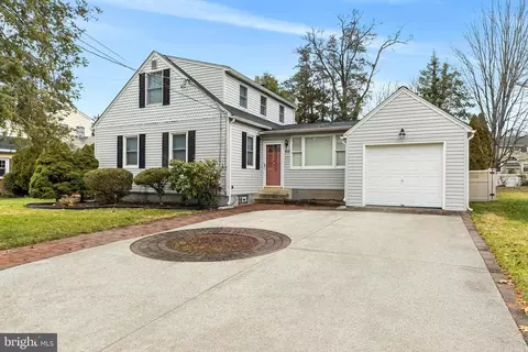 103 Breslin Ave, Haddonfield, NJ 08033