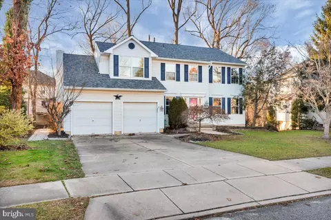 72 Sofia Dr, Blackwood, NJ 08012