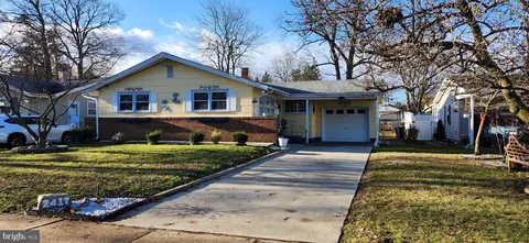 2417 Clement Ave, Pennsauken, NJ 08109
