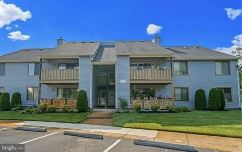 114 The Woods, Cherry Hill, NJ 08003