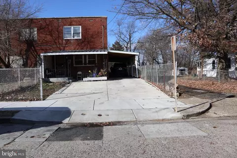 2921 Thompson St, Camden, NJ 08105