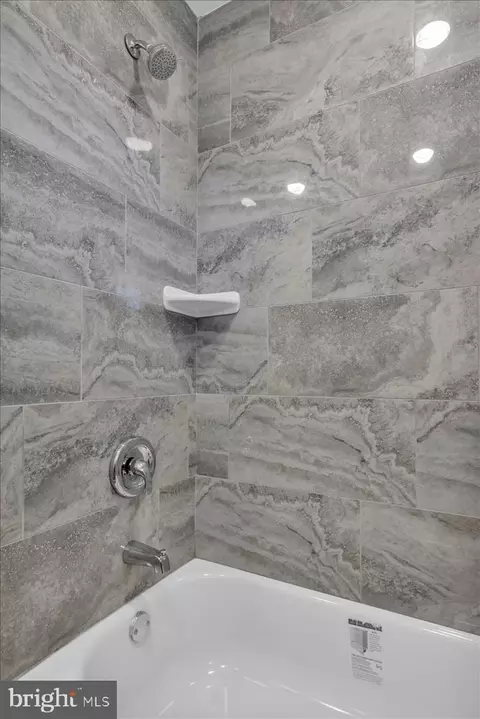 5 Crest Ave, Berlin, NJ 08009 photo 23