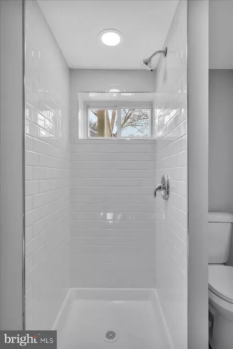5 Crest Ave, Berlin, NJ 08009 photo 30