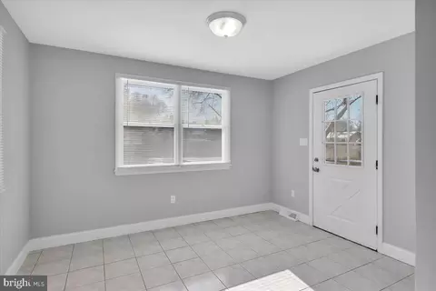 5 Crest Ave, Berlin, NJ 08009 photo 14
