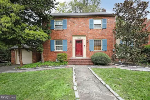 451 Elm Ave, Haddonfield, NJ 08033
