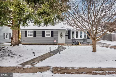 3 Astor Ave, West Berlin, NJ 08091
