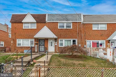 1123 N 34th St, Camden, NJ 08105