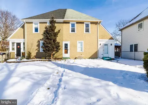 223 Noreg Pl, Brooklawn, NJ 08030
