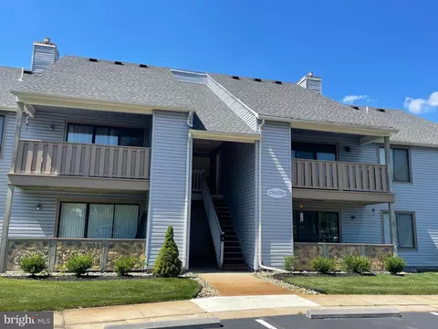 1704 The Woods, Cherry Hill, NJ 08003