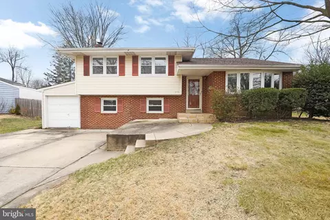 515 Lee Ann Rd, Cherry Hill, NJ 08034