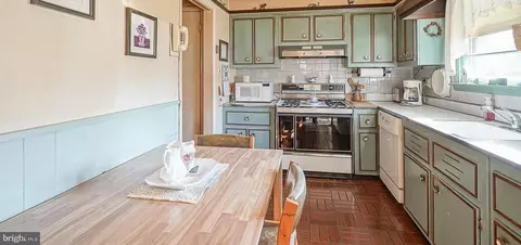 410 Cornwall Rd, Cherry Hill, NJ 08034 photo 9