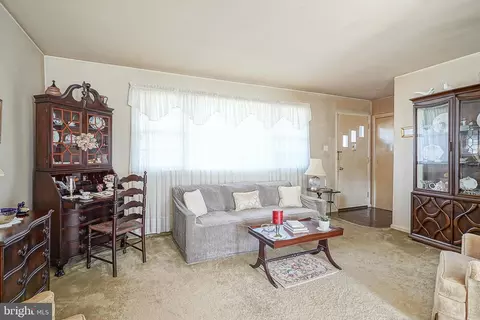 410 Cornwall Rd, Cherry Hill, NJ 08034 photo 3