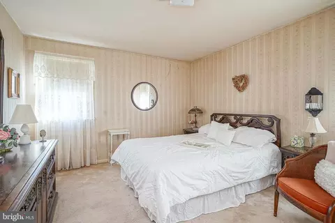 410 Cornwall Rd, Cherry Hill, NJ 08034 photo 12