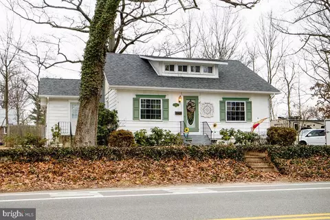 203 Berlin Rd N, Lindenwold, NJ 08021