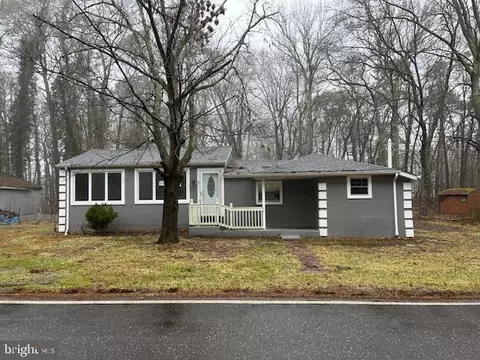 37 Norcross Rd, Gibbsboro, NJ 08026