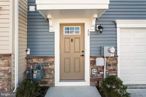 13 Continental, Sicklerville, NJ 08081