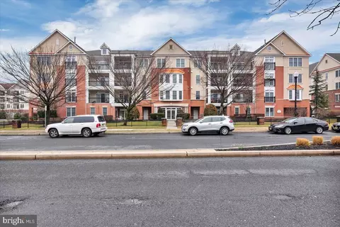 324 Garden Park Blvd, Cherry Hill, NJ 08002