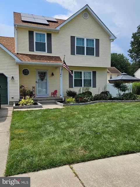 61 Country Club Rd, Pine Hill, NJ 08021