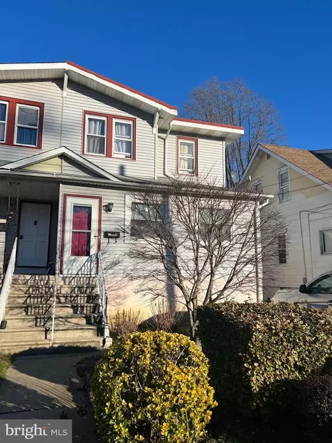 320 Linden Ave, Oaklyn, NJ 08107