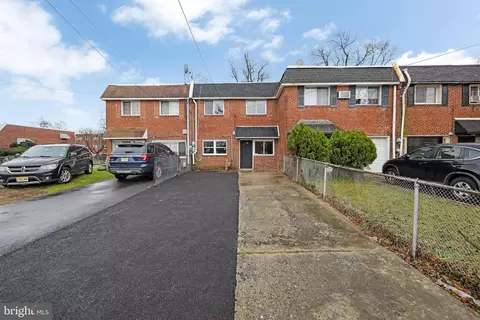 1149 Macarthur Dr, Camden, NJ 08104