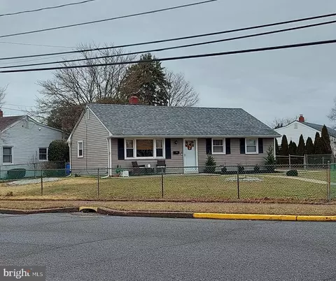 417 Flanders Rd, Bellmawr, NJ 08031