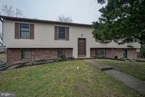 518 4th St, Atco, NJ 08004
