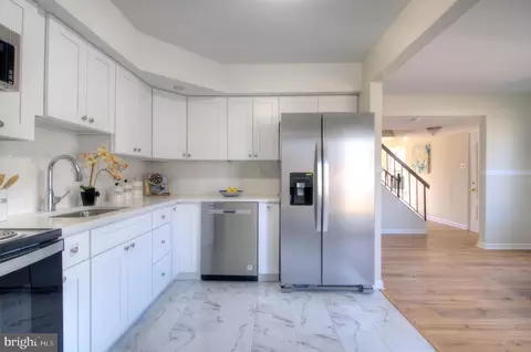 Kitchen - 703 Elm Ave, Lindenwold, NJ 08021 photo 3 of 4