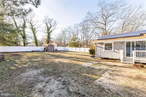 Exterior - 84 E Woodburn Ave, Pine Hill, NJ 08021 photo 7 of 7