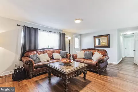 Living - 84 E Woodburn Ave, Pine Hill, NJ 08021 photo 2 of 3