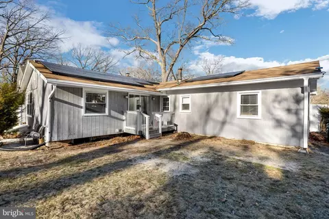 Exterior - 84 E Woodburn Ave, Pine Hill, NJ 08021 photo 5 of 7